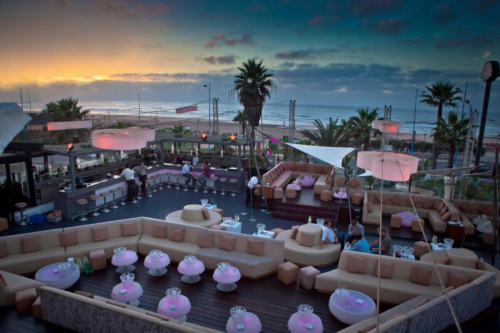 Villa Blanca Urban Hotel カサブランカ レストラン 写真