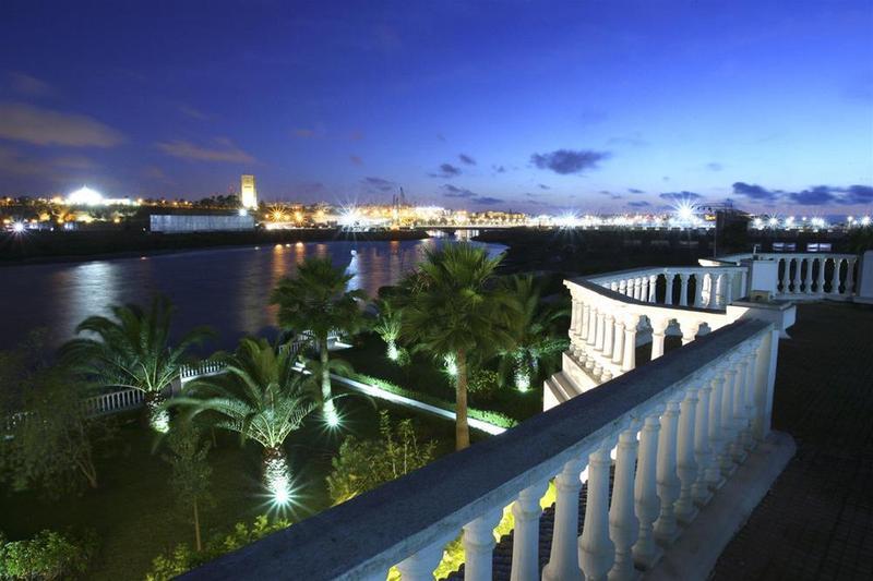 Villa Blanca Urban Hotel カサブランカ エクステリア 写真